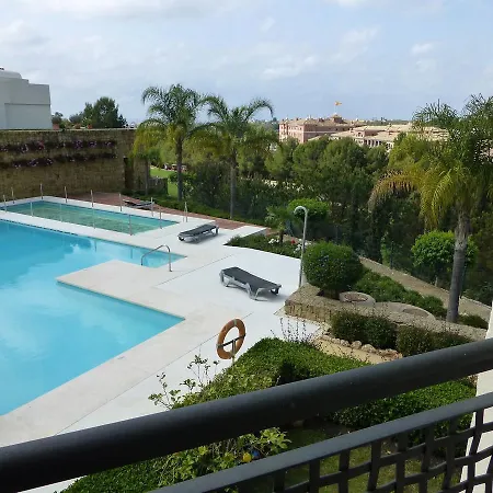 Luxury Overlooking Golf Course, Sea View Appartement Estepona